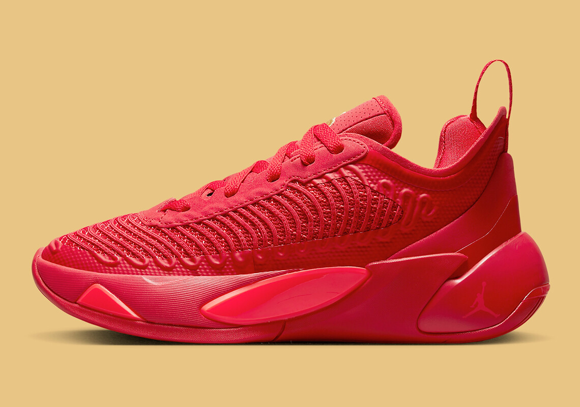 

Мужские кроссовки Nike Air Jordan Luka 1 Doncic For The Love Triple Red DN1772-676 размер 10, Красный, Jordan Luka 1