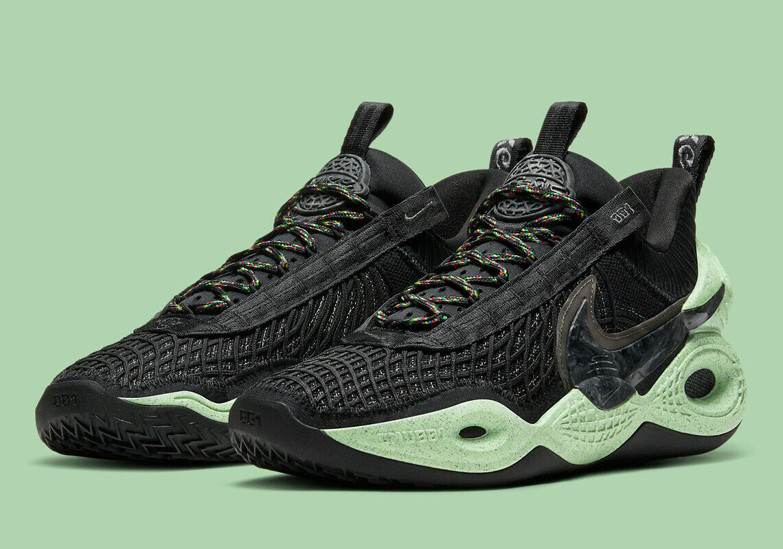 NEW Nike Cosmic Unity Men's Size 8 Black/Black-Barely Volt