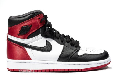 Air Jordan 1 Retro High Satin Black Toe - Women's Size 7 (CD0461-016)