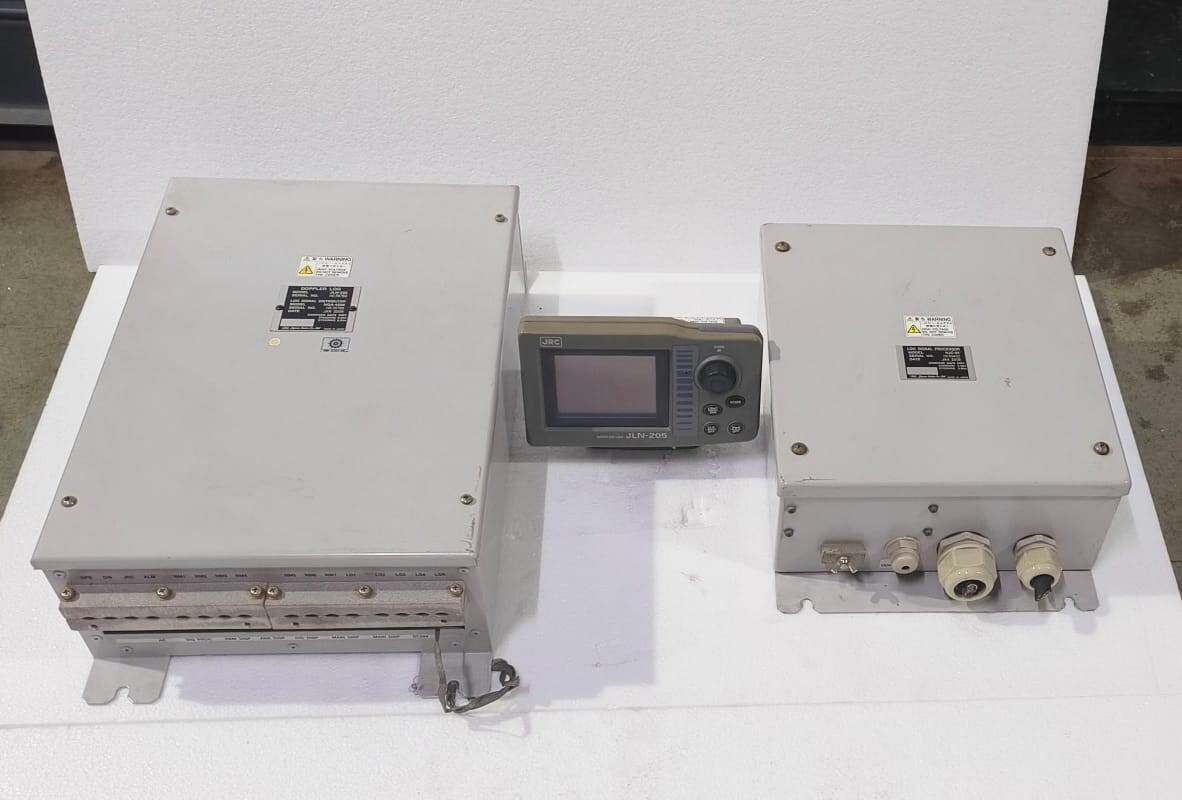 JRC LORAN RECEIVER NCD-324/JNA-205？？ジャンク JRC LORAN RECEIVER NCD-324/JNA-205？？ジャンク