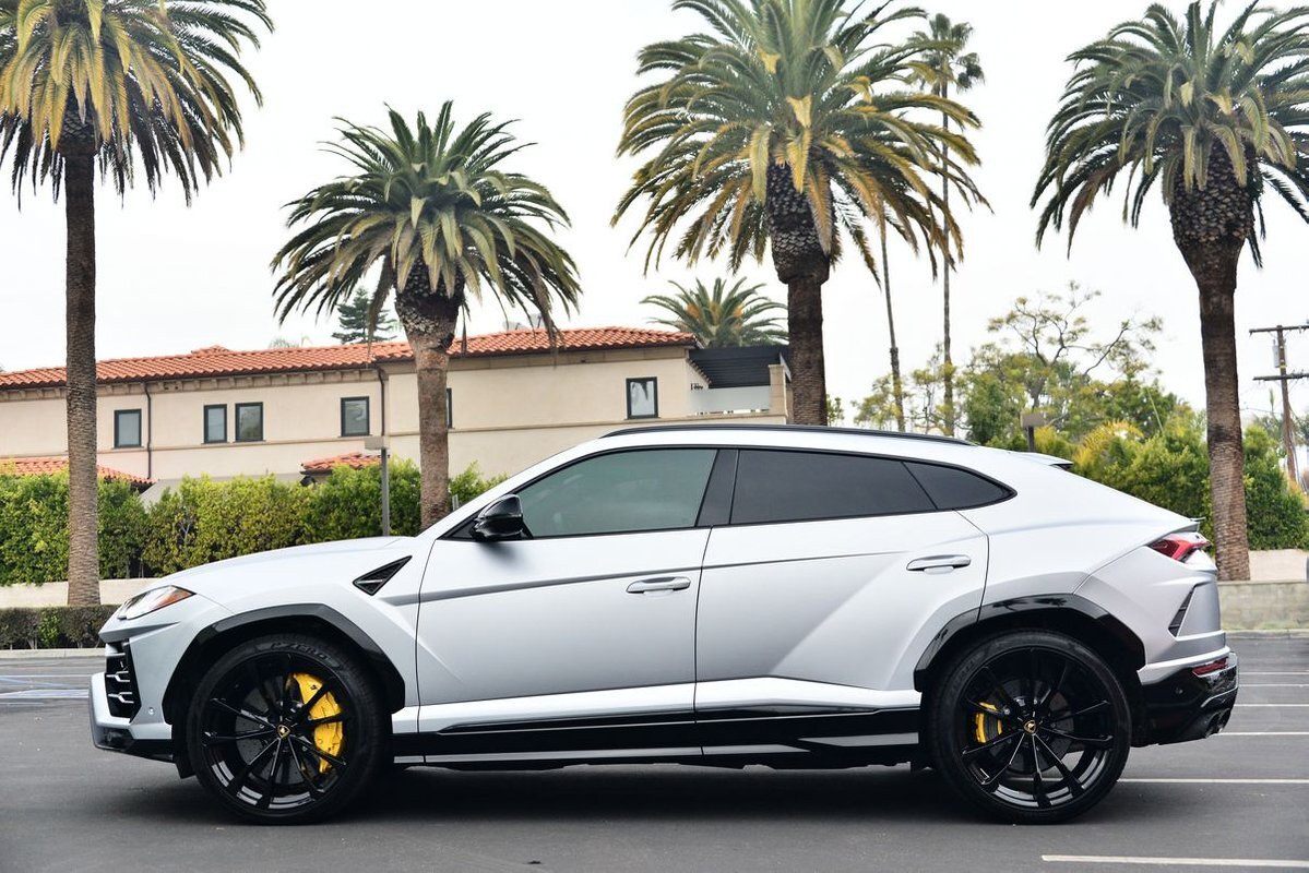 2021 Urus 0 Miles Matte Grey Suv 4.0 L V8 8 Speed Automatic