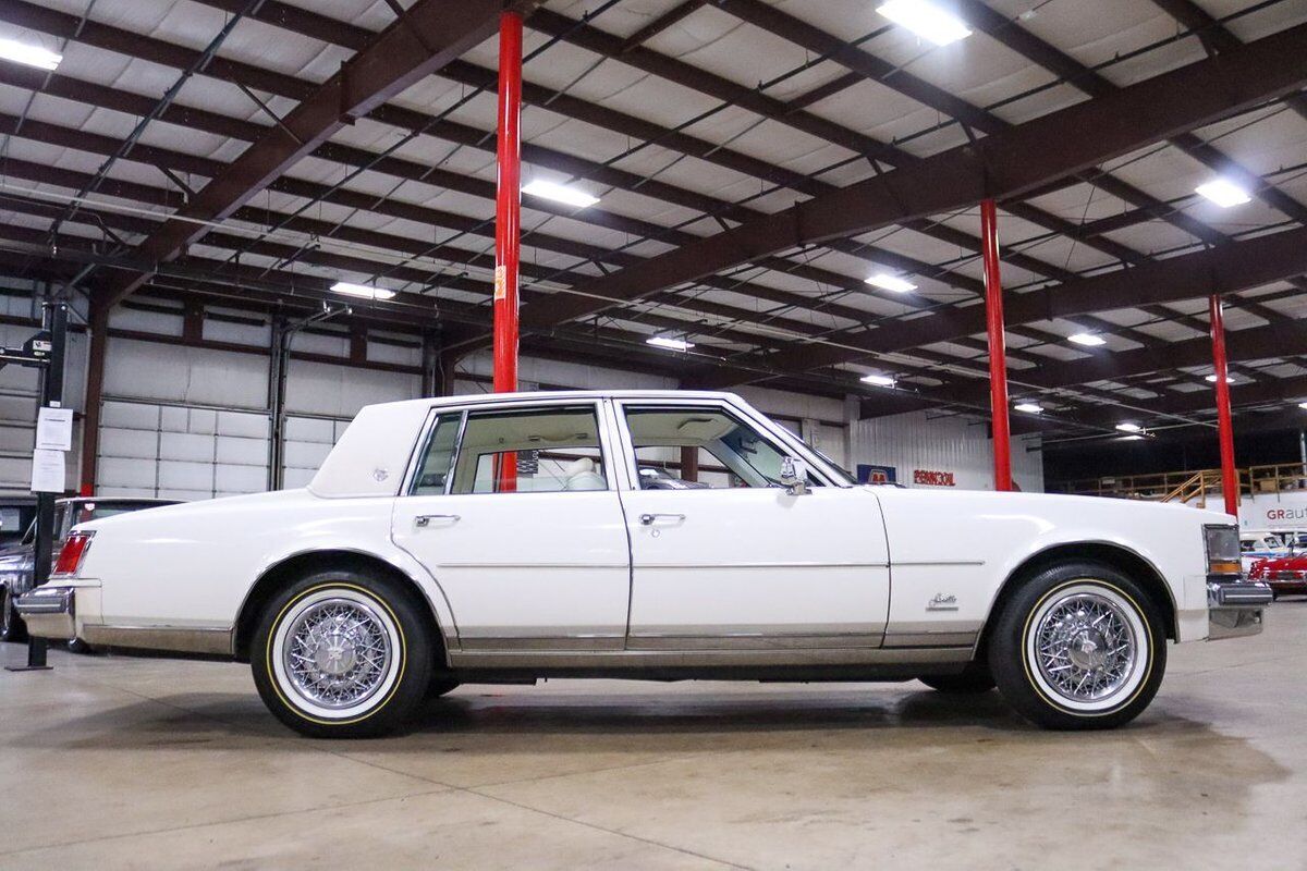1979 Cadillac Seville  44113 Miles White Sedan 5.7 Liter V8 Automatic