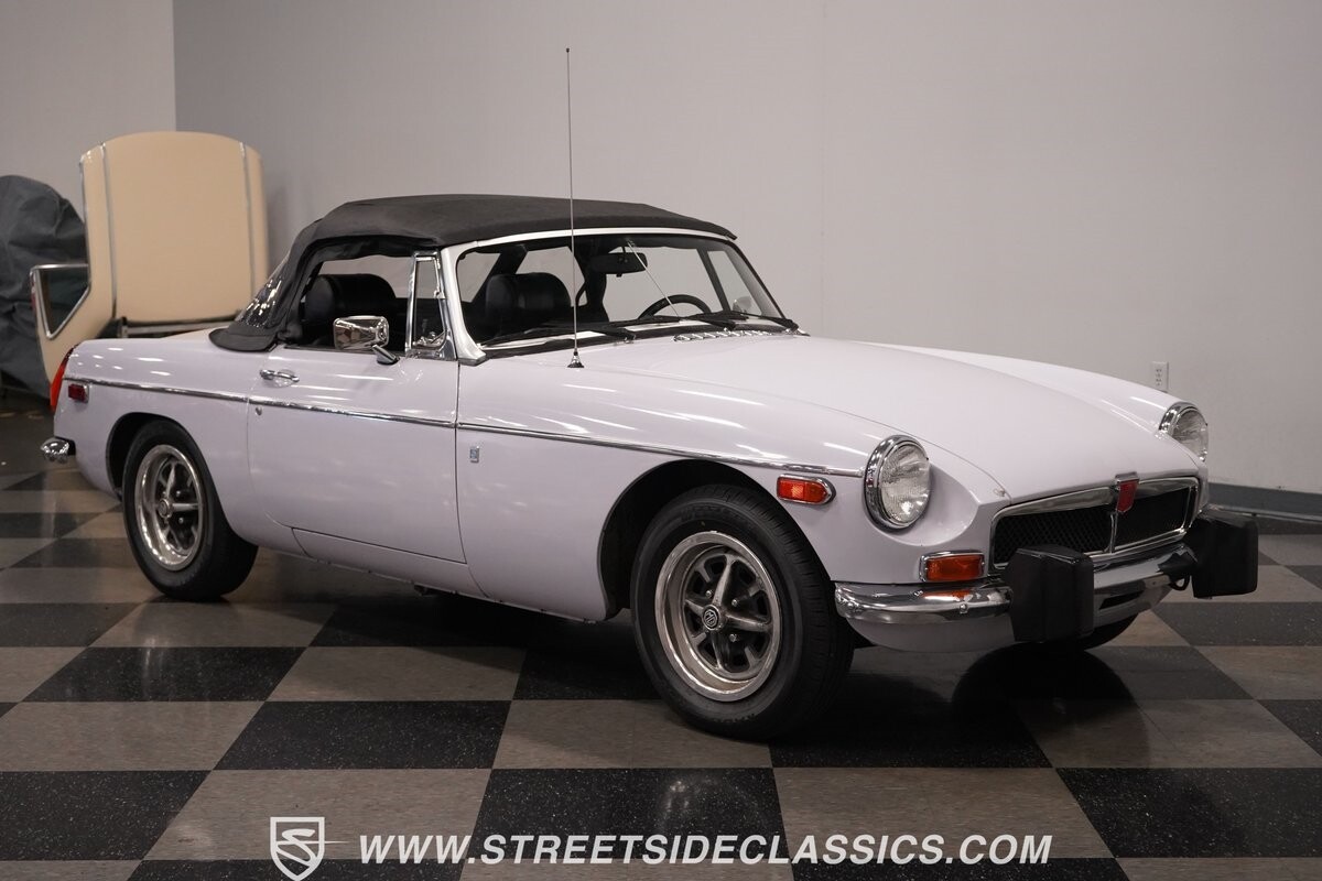 1974 MG MGB 