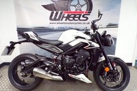 2023 TRIUMPH STREET TRIPLE 765 R WITH ONLY 5497 MILES FROM NEW