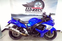 2017 SUZUKI GSX1300R HAYABUSA WITH YOSHIMURA EXHAUSTS