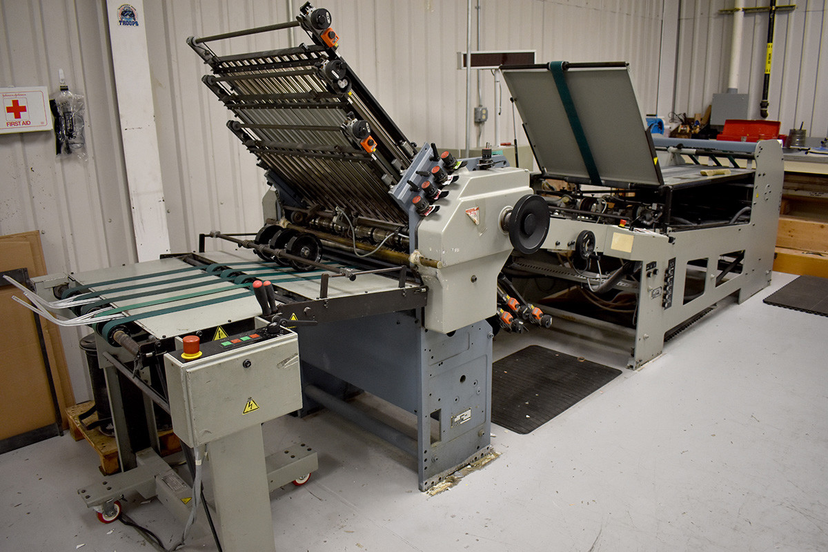 2000 Stahl B26 6/4/4 folder