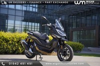 NEW MGB SST 125cc Automatic Scooter Learner Legal City Commuter Excellent MPG