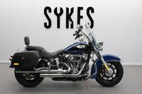 2022 Harley-Davidson FLHCS Softail Heritage 114 in Reef Blue and Black 