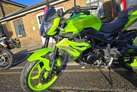 Benelli BN 125 2025 - Modern, Reliable & Fuel-efficient Motorcycle
