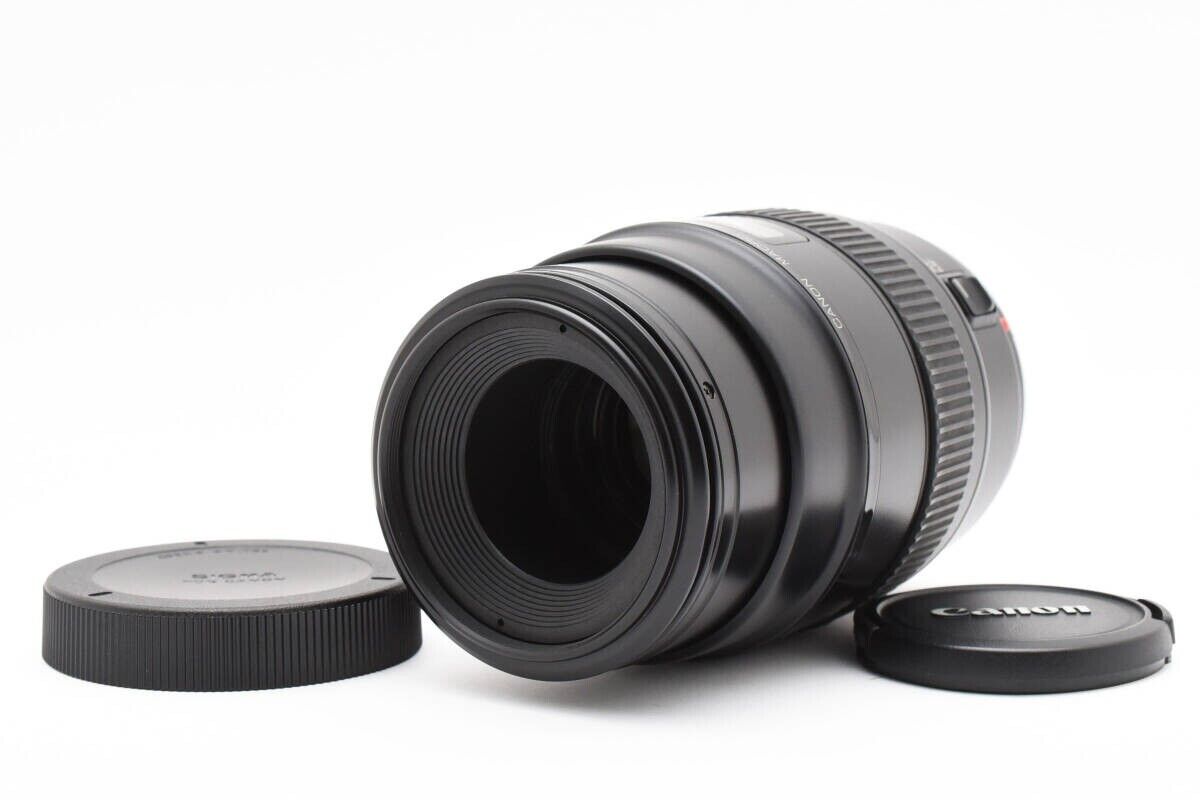 Near Mint Canon EF 100mm f/2.8 Macro non-USM Portrait Prime Near Mint Canon EF 100mm f/2.8 Macro non-USM Portrait Prime