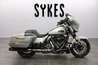 2023 Harley-Davidson FLHXSE  Touring CVO Street Glide in Dark Platinum