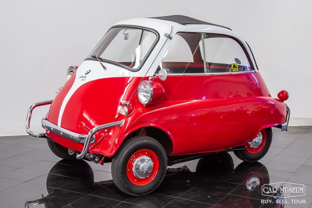 Owner 1958 BMW Isetta  300 Microcar 4 Speed Manual 298cc Four-Stroke Single Cylinder