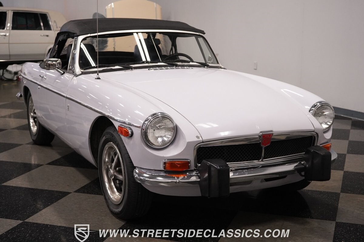 1974 MG MGB 