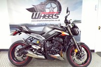 2024 TRIUMPH STREET TRIPLE 765 RS WITH ONLY 1621 MILES FROM NEW