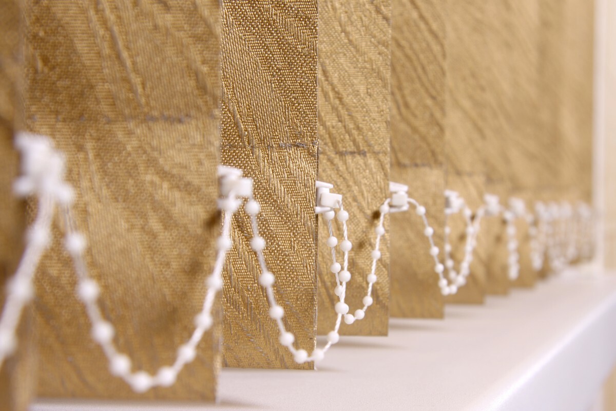 100 Links White Beaded Vertical Blind Stabilising Bottom Chain For