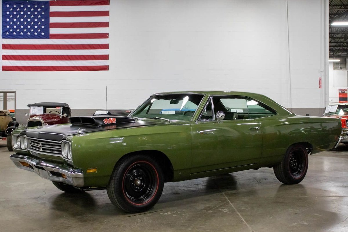 1969 Plymouth Road Runner  78060 Miles Green  445ci V8 4-Speed Manual