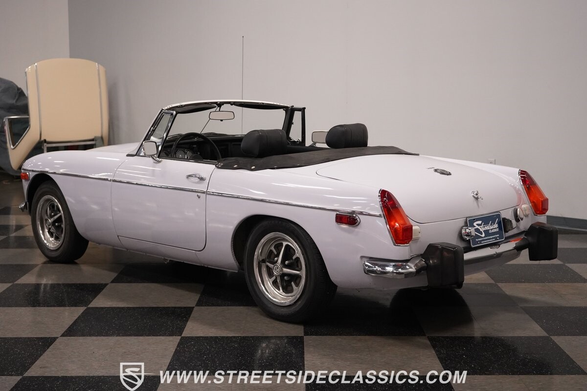 1974 MG MGB 