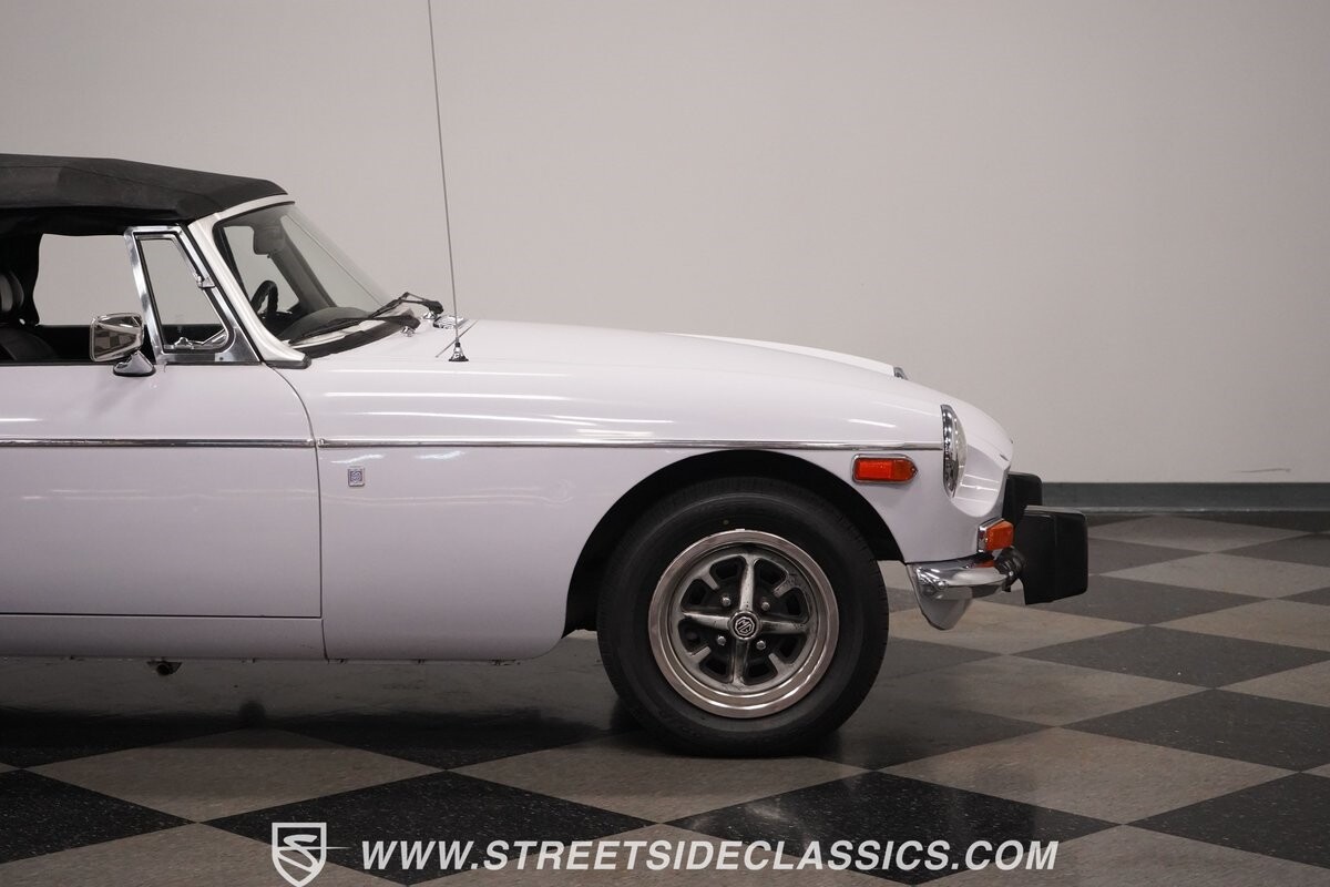 1974 MG MGB 