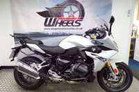 2024 BMW R1250 RS SE WITH ONLY 746 MILES FROM NEW