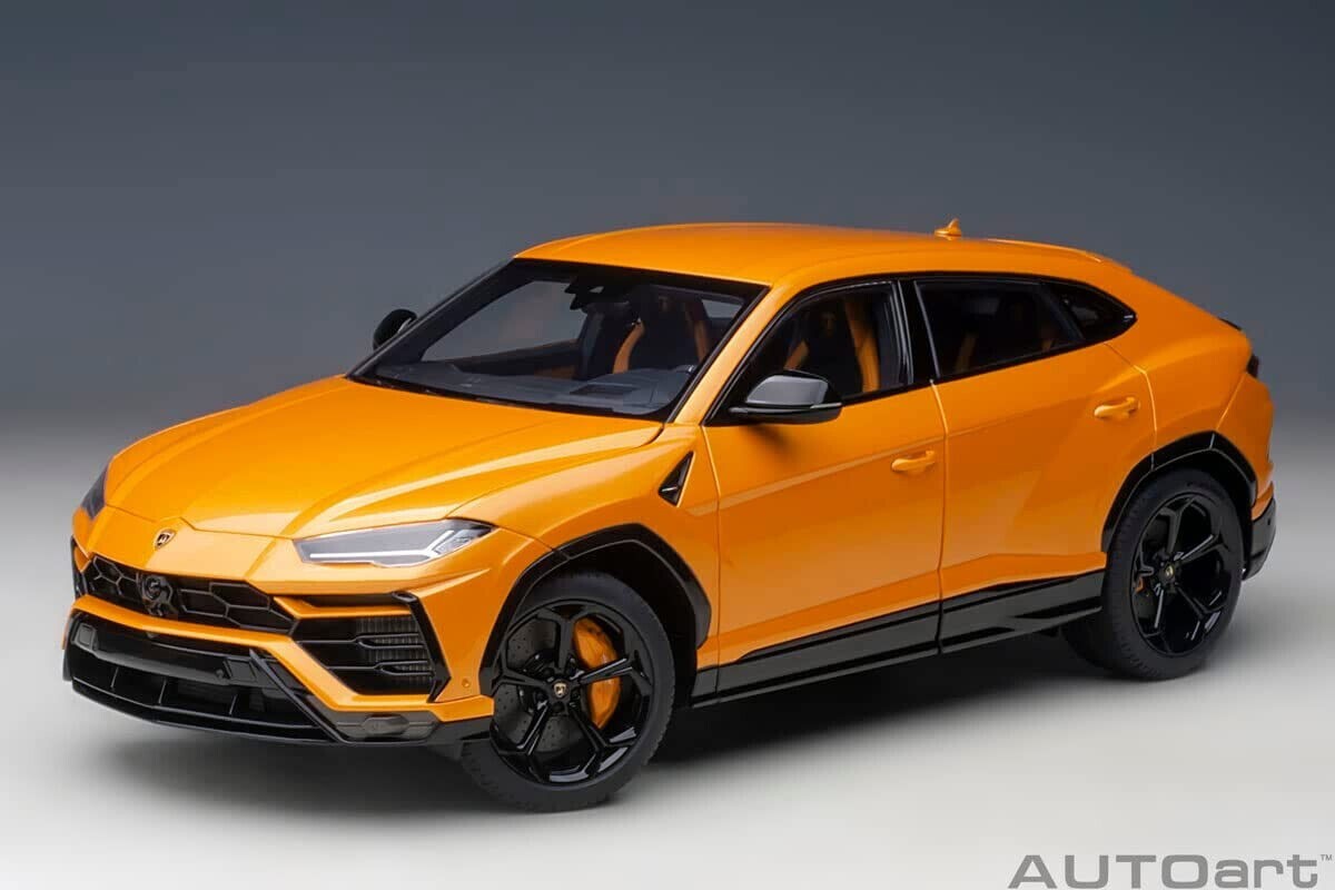 Lamborghini Urus 1/18 スケールモデル 模型 1/18 Lamborghini Urus Arancio Borealis Pearl Orange Model