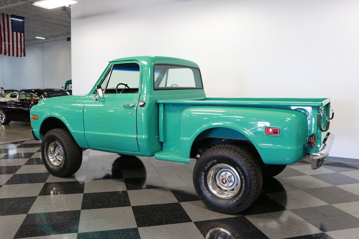classic-vintage-chrome-4wd-4-wheel-drive-short-bed-chevy-truck-lift-kit