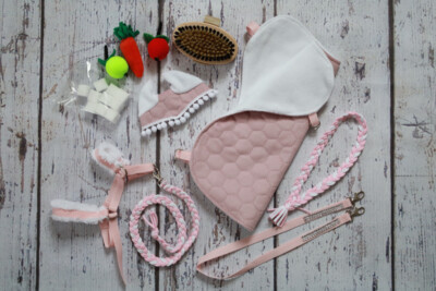 SET Zubehör Hobby Horse Steckenpferd 11 Elemente A3 A4 Geschenk Pferdeliebhaber 