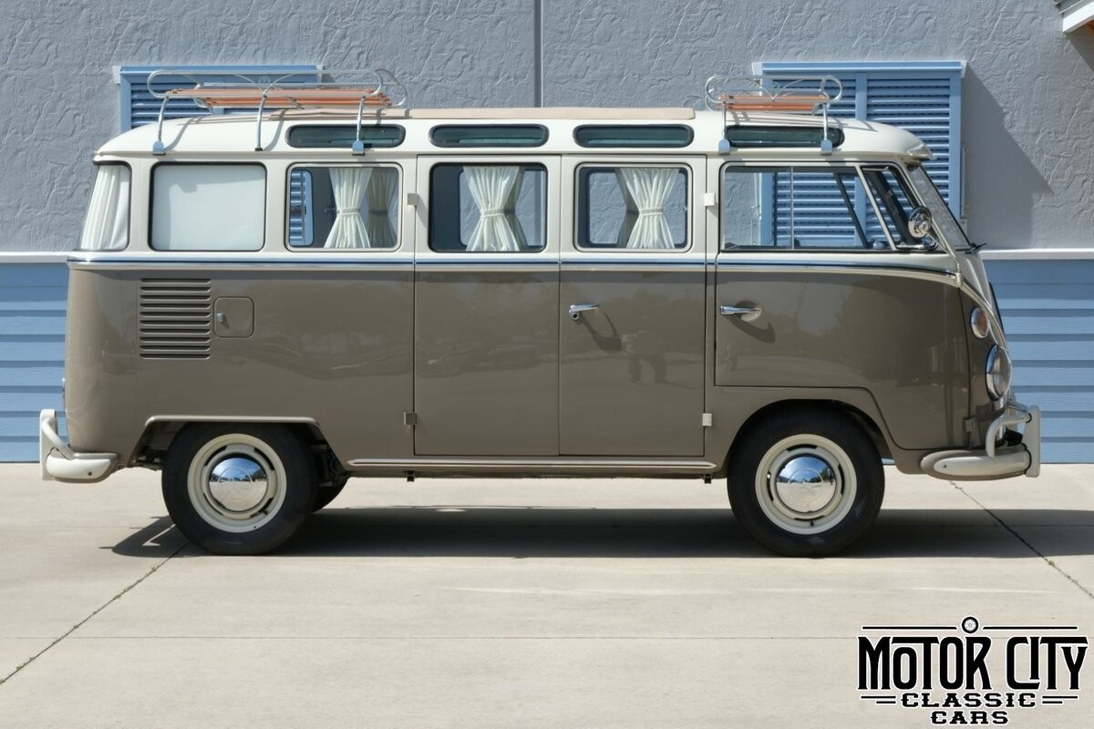 Owner 1965 Volkswagen Microbus Camper