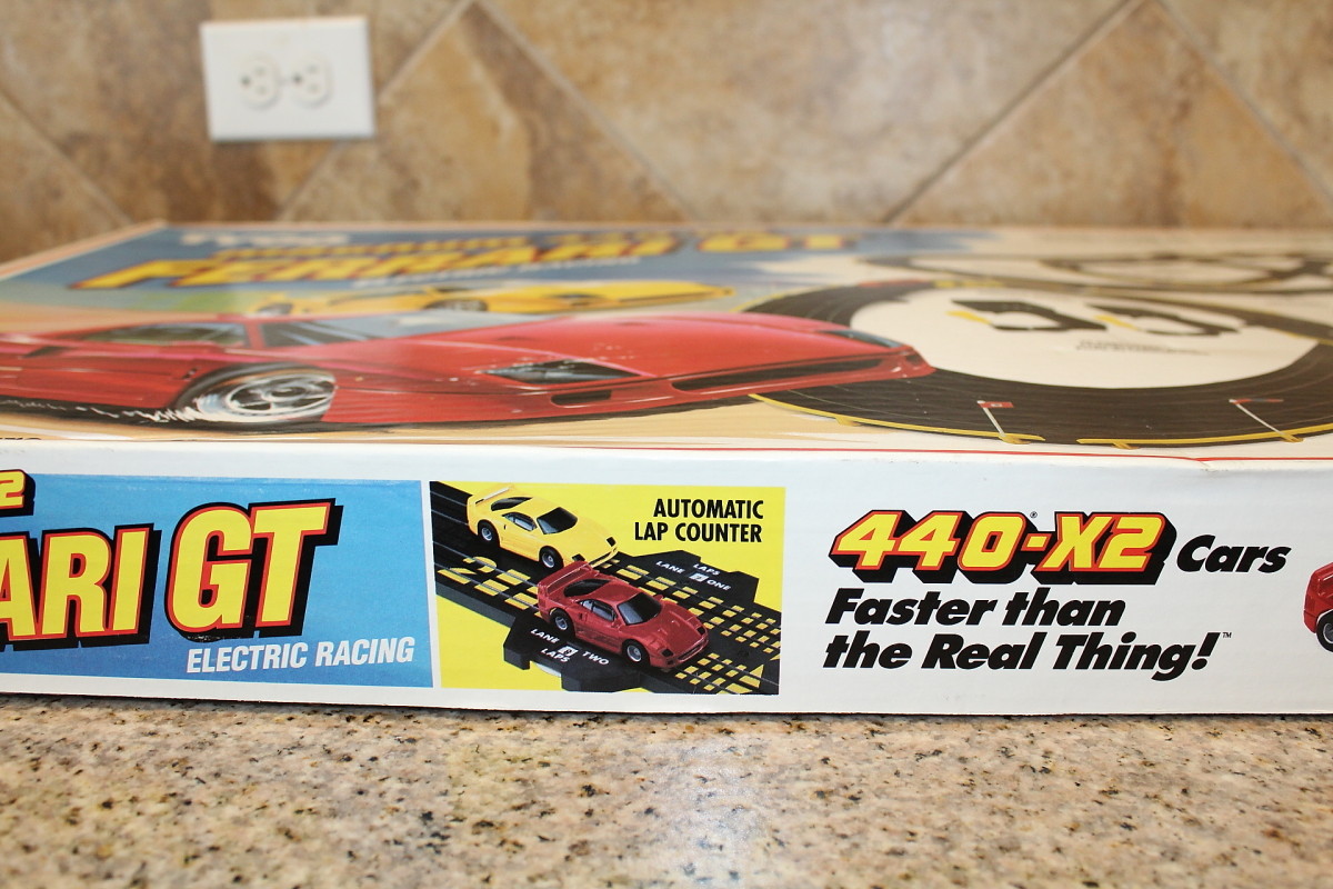 TYCO MAGNUM 440-X2 FERRARI GT ELECTRIC RACING SET BRAND NEW IN BOX