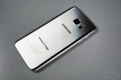 Samsung Galaxy S7 Edge SM-G935A At&t Locked 32GB Silver Good Heavy Burn