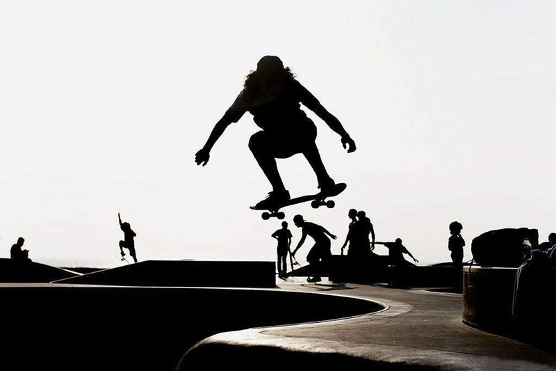 31 Inch Pro Skateboard Complete,7 Layer Maple Wood Double Kick Concave Skateboar