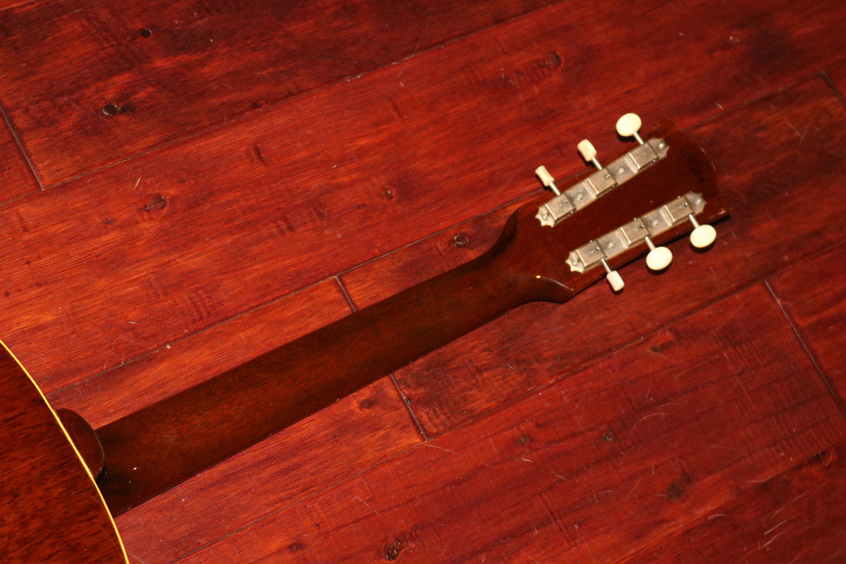 1963 Gibson J-50 N Acoustic Guitar (GIA0774)