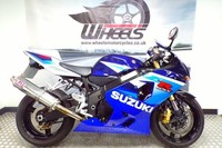 2004 SUZUKI GSXR600 WITH A YOSHIMURA CAN