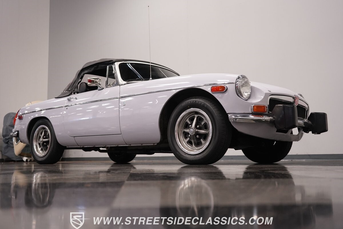 1974 MG MGB 