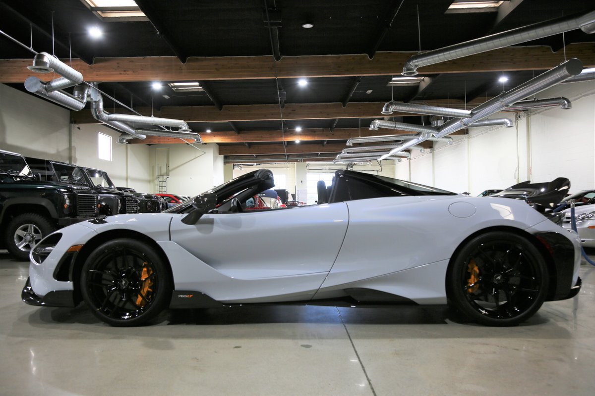 2022 Mclaren 765lt Spider 112 Miles Gray Convertible 8 Cylinder Engine
