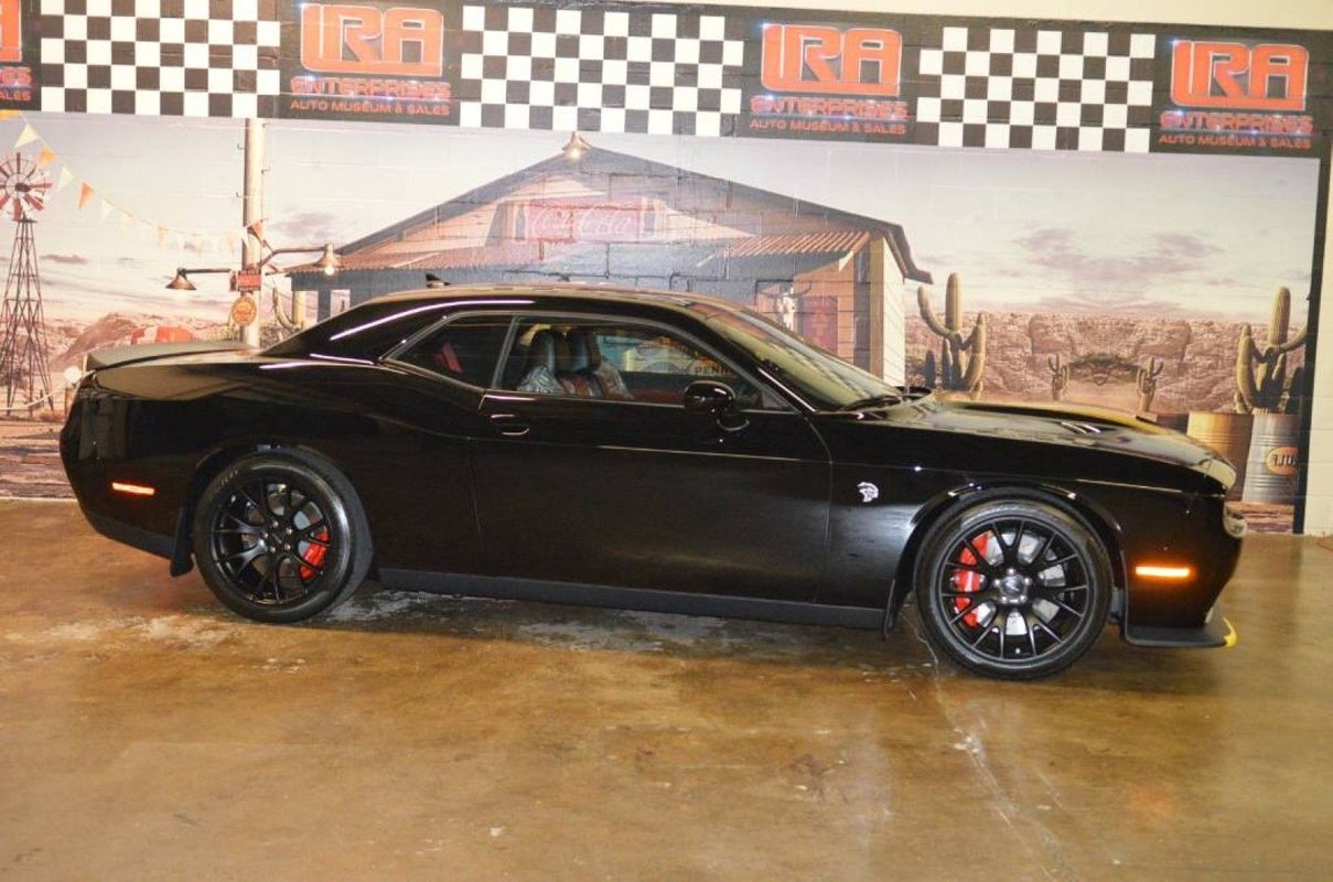 Owner 2015 DodgeChallenger307-Mile 2dr Cpe SRT Hellcat307 MilesBlack6.2L V8 Supercharg