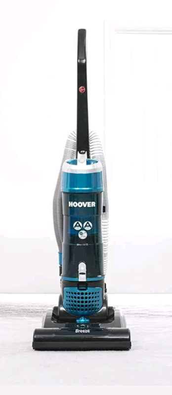 Hoover Breeze Evo TH31BO01 Bagless Evo TH31BO01 Bagless Upright Vacuum