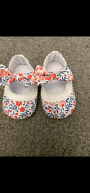 Baby girl floral shoes