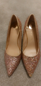 Dorothy Perkins pink wide fit size 9 court heels