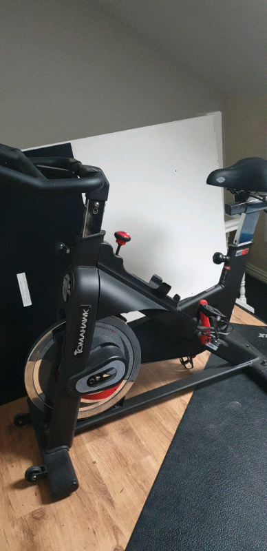 reebok tomahawk spin bike