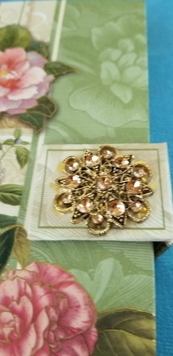 Journal with magnetic closer