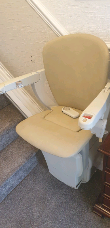 Stannah Stairlift 420 model. | in Burtonwood, Cheshire | Gumtree