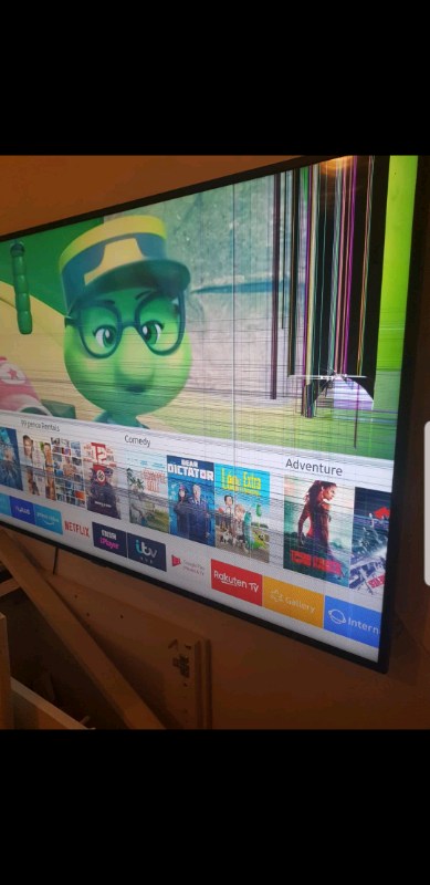 Two Broken Smart Tvs 42 Lg And 55 Samsung Tv In