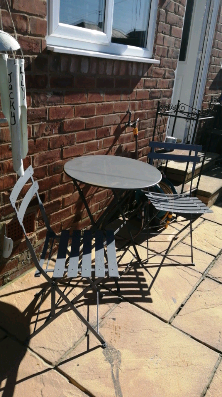 Metal Bistro set | in Sunniside, Tyne and Wear | Gumtree