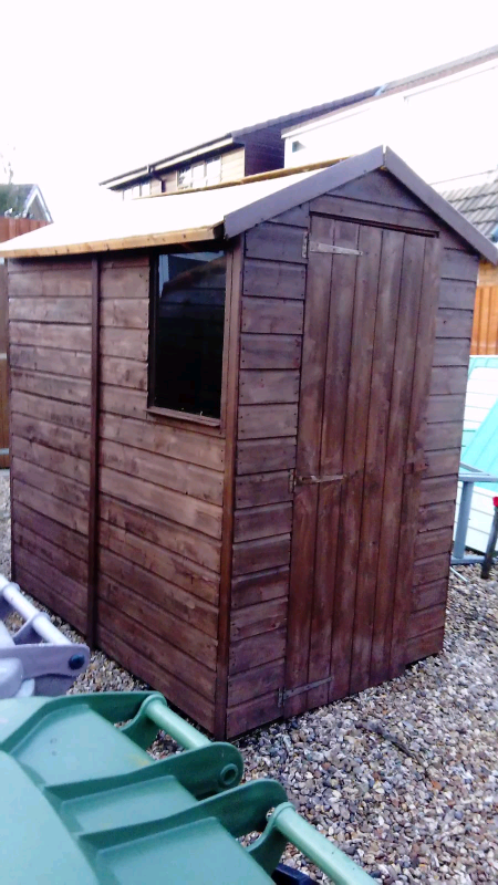 6' x 4' shed vgc with new felt roof free local delivery