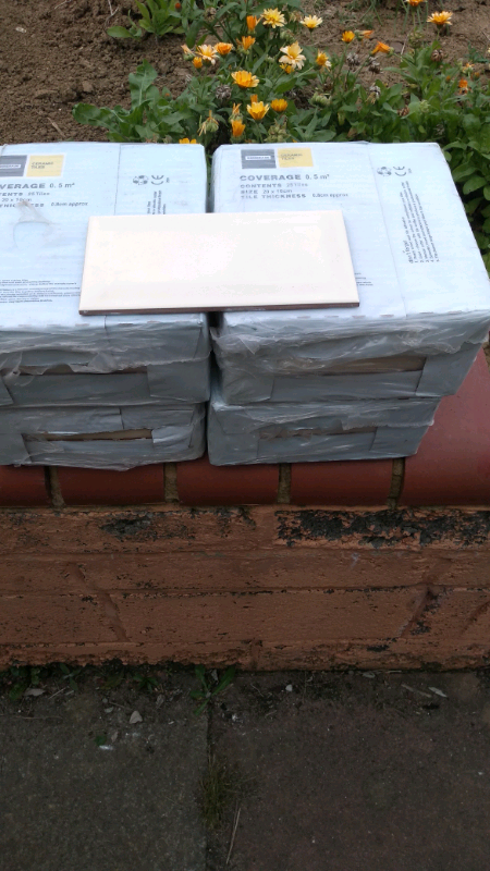 100 Homebase Subway Style Cream Beige Ceramic Wall Tile 200 X 100 In Northampton Northamptonshire Gumtree