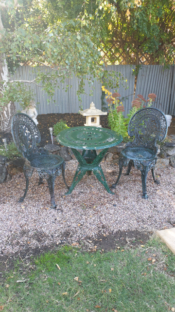 3 PIECE (HEAVY) PAIR OF CHAIRS ,CIRCULAR TABLE GARDEN SETTING | Outdoor