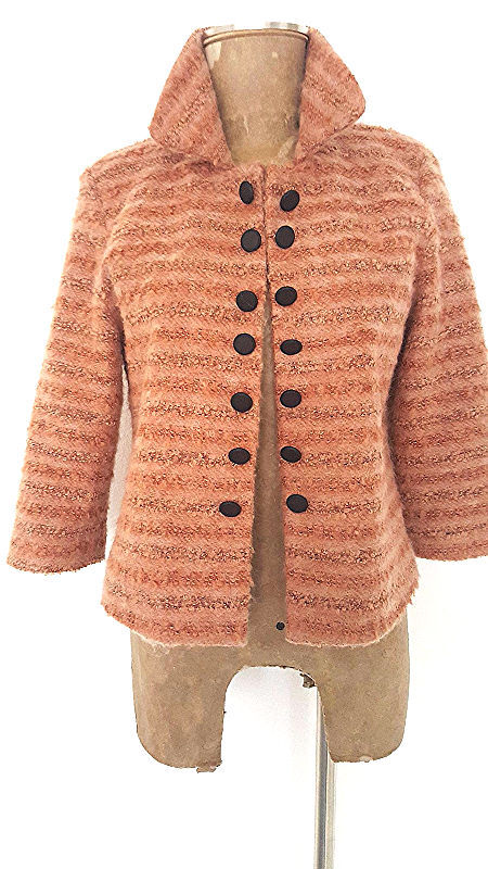 Пальто, куртки и жилеты для женщин Tulle