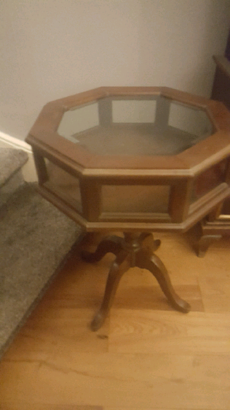 Collectors display table side table. coffee table | in Newmilns, East