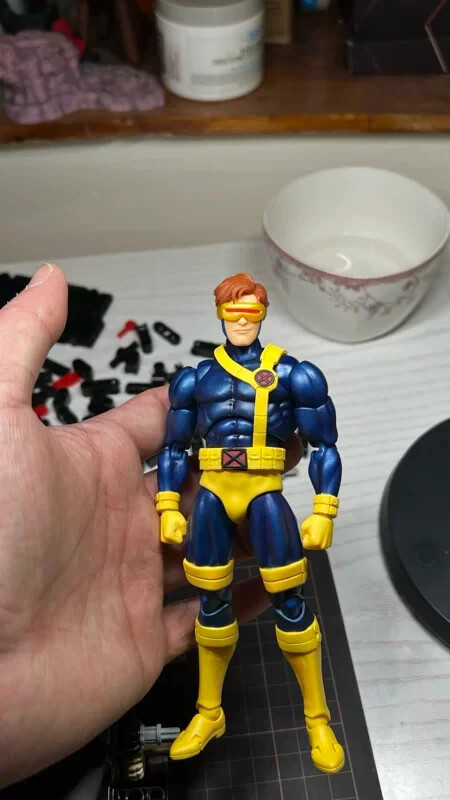 MAFEX No.099 サイクロプス CYCLOPS X-Men Box Defect Authentic Medicom Toy Mafex No.099 Marvel X-men