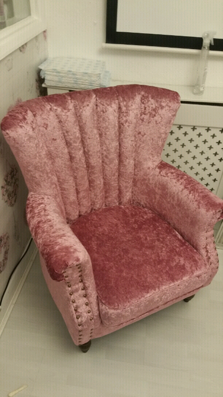 Pink crushed velvet chair | in Hull, East Yorkshire | Gumtree